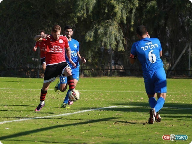 צחי אליחן כובש את השני למגדל העמק (עדי מלול)